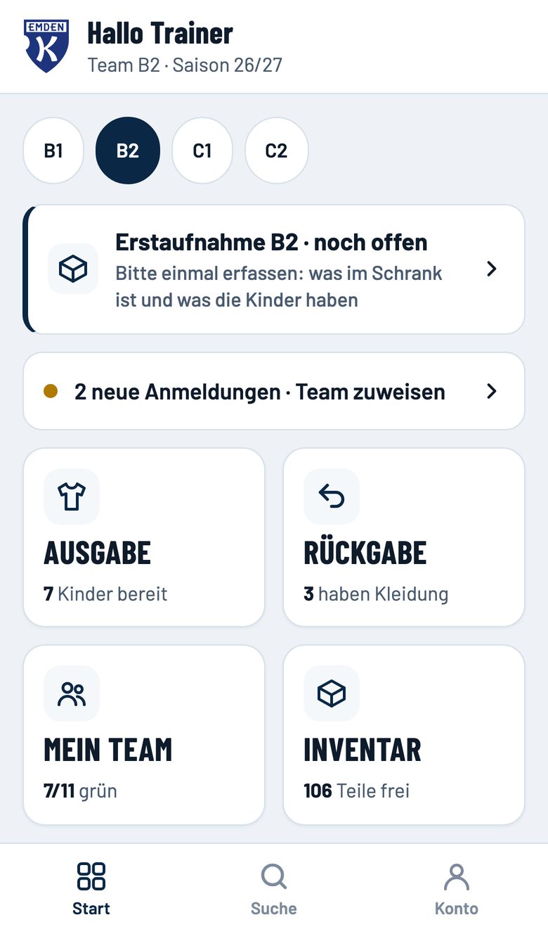 Startseite mit Team-Auswahl und vier Knöpfen